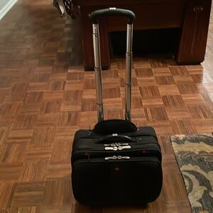 Wenger Patriot Laptop Travel Rolling Bag